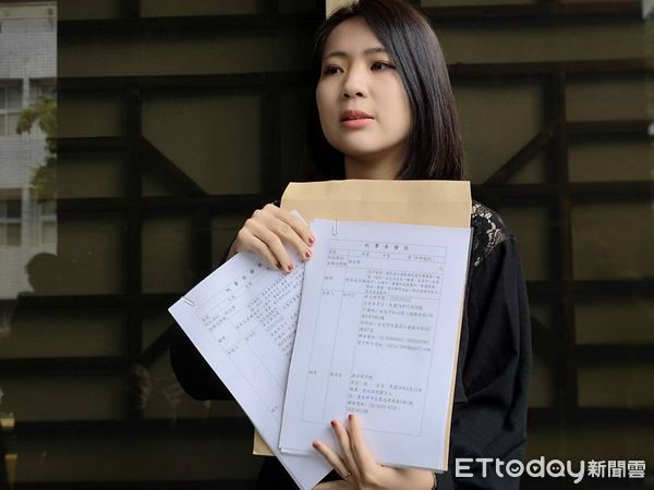 ▲▼台北市議員徐巧芯赴北檢按鈴告發陳宗彥。（圖／記者黃彥傑攝）