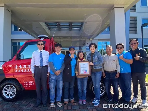 ▲李清亮今再捐消防局救災四輪驅動車。（圖／記者楊漢聲翻攝）