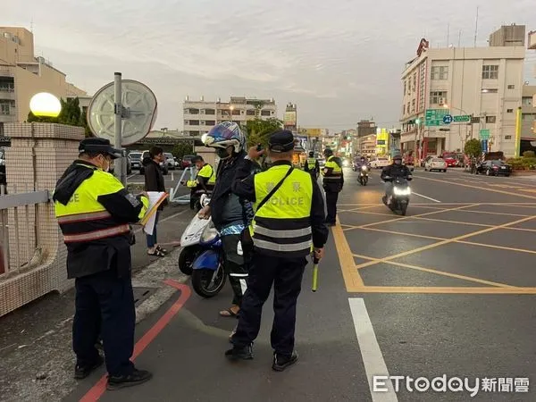 ▲台南市麻豆分局自2月份起歸納轄區易肇事重點路時段，加強路口安全執法能量及速度管理作為。 （圖／記者林悅翻攝，下同）