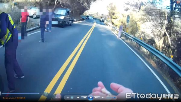 ▲▼ 台18線阿里山公路64.8k處車禍 。（圖／記者翁伊森翻攝）
