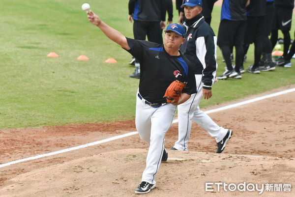 大哥就是猛！胡智爲4.1局未被敲安飆5K　中華隊2比0領先