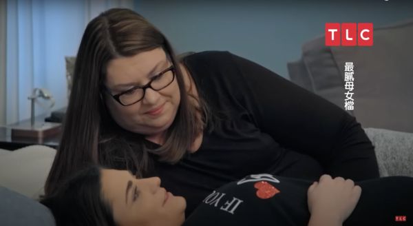 ▲▼《最膩母女檔》媽媽幫女兒受精。翻攝自YouTube／TLC旅遊生活頻道）