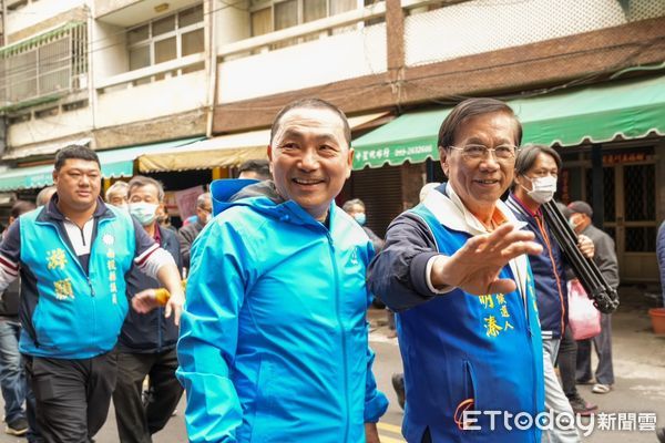 ▲侯友宜輔選林明溱。（圖／國民黨提供）