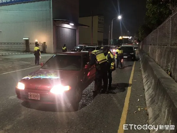 ▲台南市永康分局因應228連假，全天候24小時服務，針對「酒後駕車」等6+1項，重大交通違規精準執法，4天共取締145件，執法能量增加360％以上。（圖／記者林悅翻攝，下同）