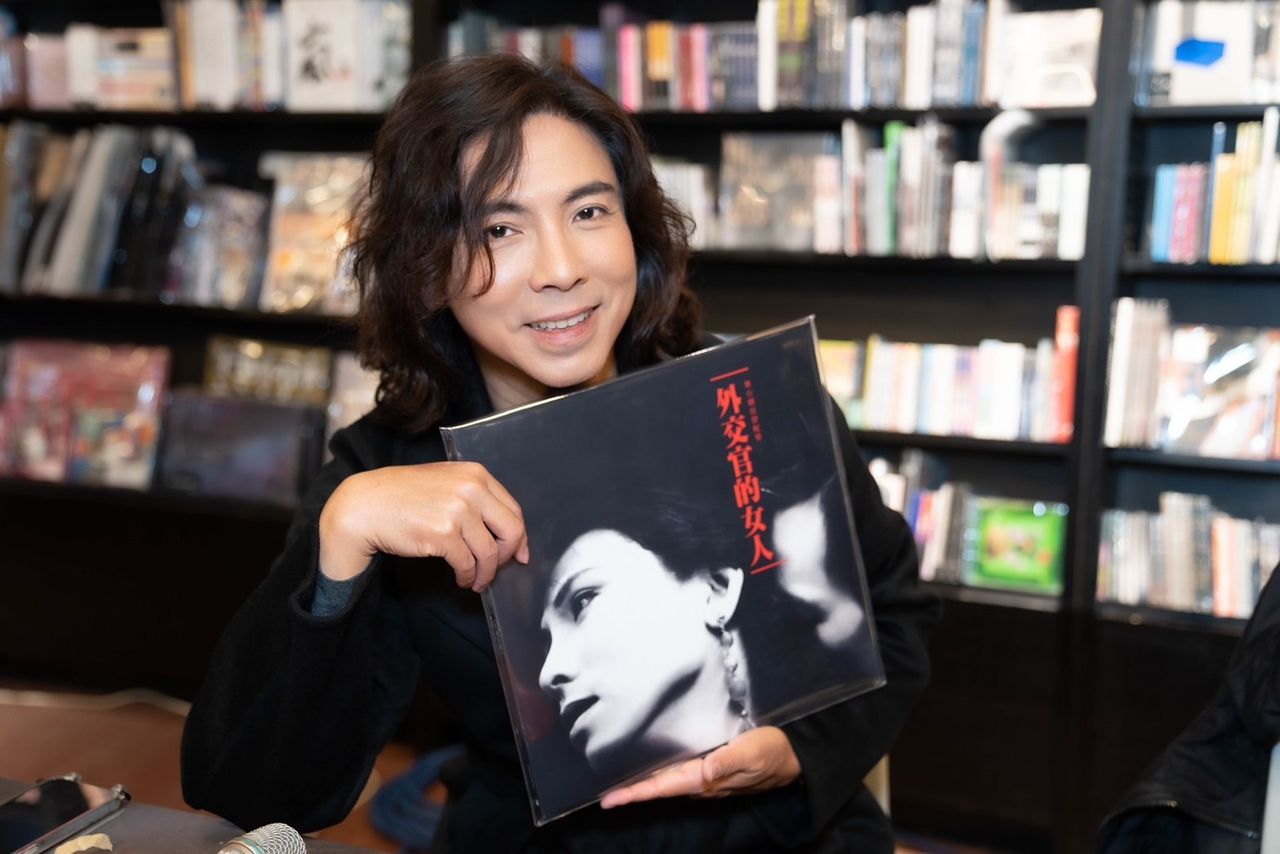 郭蘅祈30年前「絕美反串模樣」曝光! 為穿旗袍3個月狠甩12公斤 | ETtoday星光雲 | ETtoday新聞雲