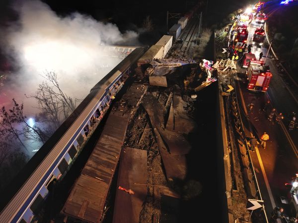 ▲▼ 希臘1日發生火車相撞事故，造成重大傷亡。（圖／達志影像／美聯社）