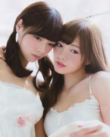 白石麻衣和西野七瀨2016年為週刊雜誌拍攝閨密大片。（翻攝自網路）