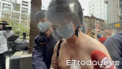 7刀刺死酒店妹竟在血泊中性侵她 淫煞判賠父親和1歲幼女789萬