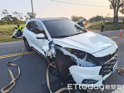 巧合！金門「同時間路段」2車禍3傷　雙頭開撞⋯警消累翻