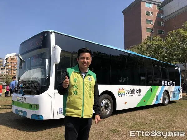 ▲台南市議員李啟維建議台南市政府交通局，應出面了解聘請不到公車司機問題在哪裡，並協助解決。（圖／記者林悅翻攝，下同）