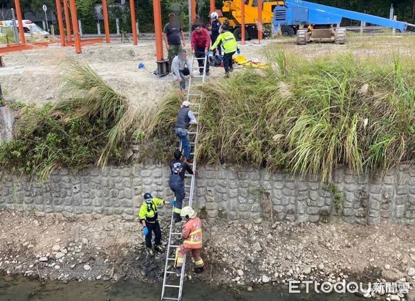 ▲▼        新北土城工地意外     。（圖／記者陳雕文翻攝）