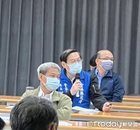 ▲雲林縣警局與縣府雲林幣APP合作，提供18萬枚扭幣邀請民眾一同參與認識防詐。（圖／記者蔡佩旻攝）