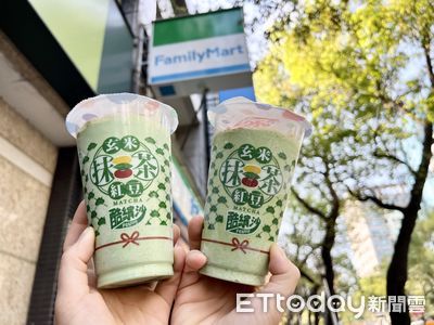 撒了滿滿玄米！　大人系「抹茶紅豆冰沙」超商喝得到