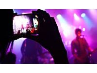 44歲婦追星追到「類BTS」！砸250萬買周邊求單獨約會　看live驚覺像校慶表演