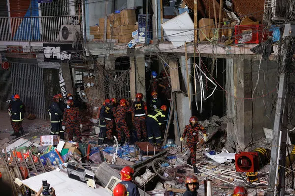 ▲▼孟加拉首都達卡鬧區大樓爆炸 至少14死140傷。（圖／路透）