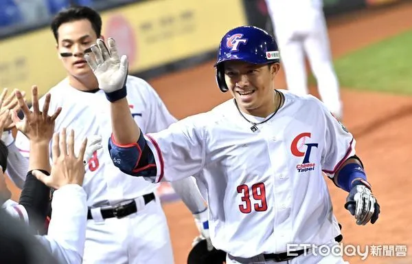 ▲2023WBC世界棒球經典賽中華隊吳念庭。（圖／記者李毓康攝）