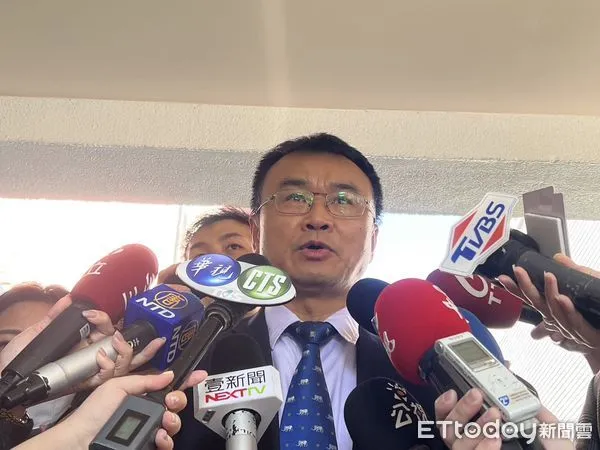 ▲陳吉仲10日受訪。（圖／記者蘇晏男攝）