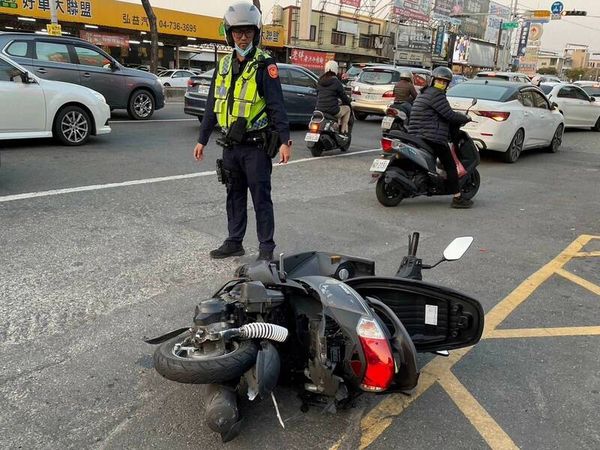 ▲彰化男子疑毒駕衝撞7車釀6人輕重傷。（圖／警方提供）