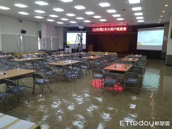 ▲▼  台電嘉義區處舉辦大用戶座談會輔導用戶在對的時間用電  。（圖／台灣電力公司嘉義區營業處提供）