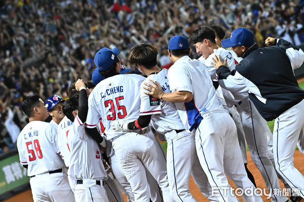 ▲2023WBC世界棒球經典賽中華隊得預賽首勝。（圖／記者李毓康攝）