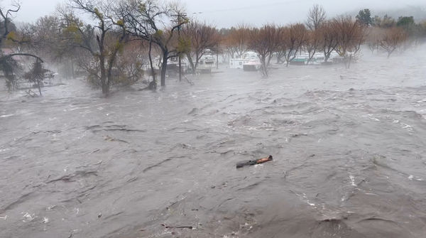 ▲▼加州嚴重洪災釀至少2人死亡。（圖／路透）