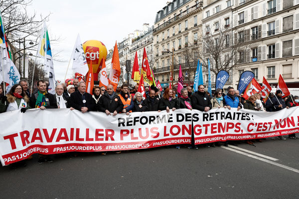 ▲▼法國工會今天舉行第7場反年改全國示威。（圖／路透）