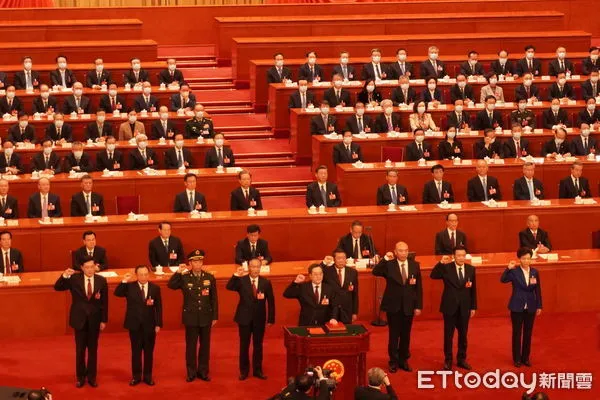 ▲▼2023兩會,兩會,大陸兩會,諶貽琴,宣誓,國務院。（圖／記者蔡儀潔攝）