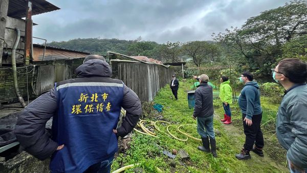 ▲新北科技執法查獲污水排放 改善瑞樹坑溪河川污染。（圖／新北市農業局提供）