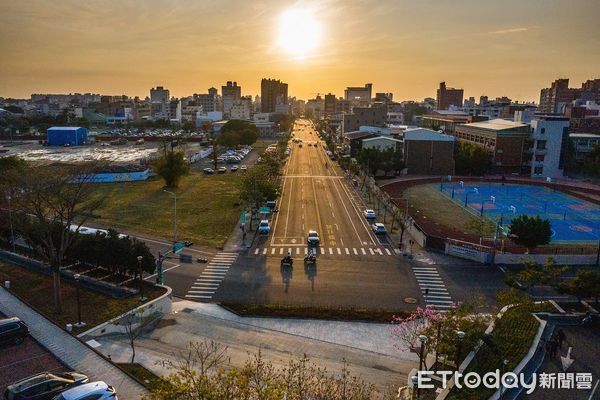 ▲▼ 嘉義市搶拍懸日獨「嘉」地點賞絕美落日風情  。（圖／嘉義市政府提供）