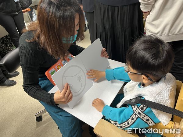 ▲▼ 台大醫院眼科部特殊需求視覺中心  。（圖／記者嚴云岑攝）