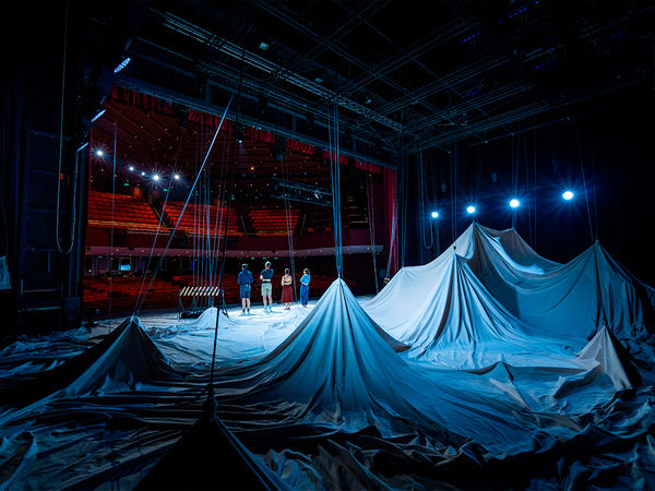 ▲▼提亞戈・羅提吉斯✕日內瓦劇院《不可能的邊界》將於3月17日～月19日在國家戲劇院登場。（圖／©Masiar Pasquali／兩廳院提供）