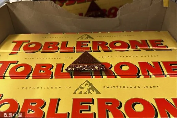 ▲▼瑞士Toblerone三角巧克力新包裝曝光。（圖／CFP）