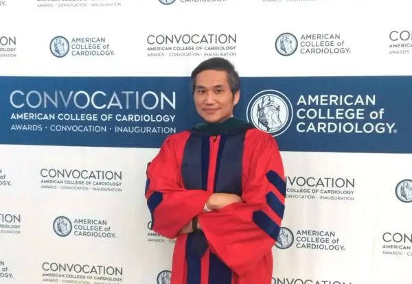 ▲▼林耕民醫師2022年獲選第72屆美國心臟學院院士，並於2023年3月年會中正式授袍。（圖／林耕民醫師提供）