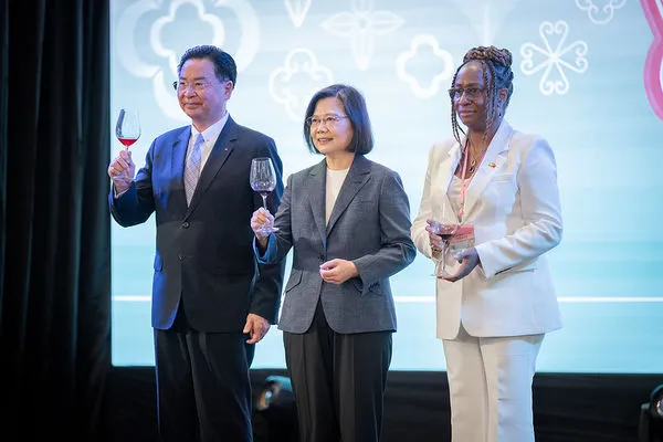 ▲▼外交部晚宴不見宏都拉斯大使　蔡英文喊話：台灣是世界的台灣。（圖／總統府辦公室）