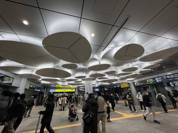 ▲▼關空特急列車HARUKA增停JR大阪站。（圖／JR西日本提供）