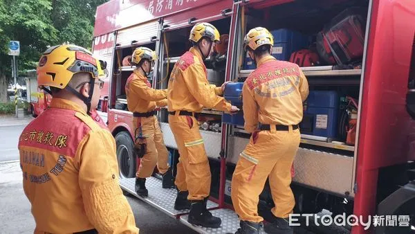 ▲秘魯厄瓜多強震傳出災情，台北市搜救隊完成整備待命中。（圖／記者張君豪翻攝）