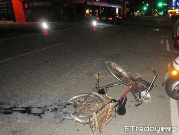 ▲▼台中一名無照少年向友人借車子開，不料撞死逆向迎面而來的單車老翁。（圖／民眾提供，下同）