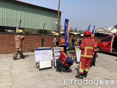強化消防救生能力 南消二大隊與老人養護中心聯合演訓