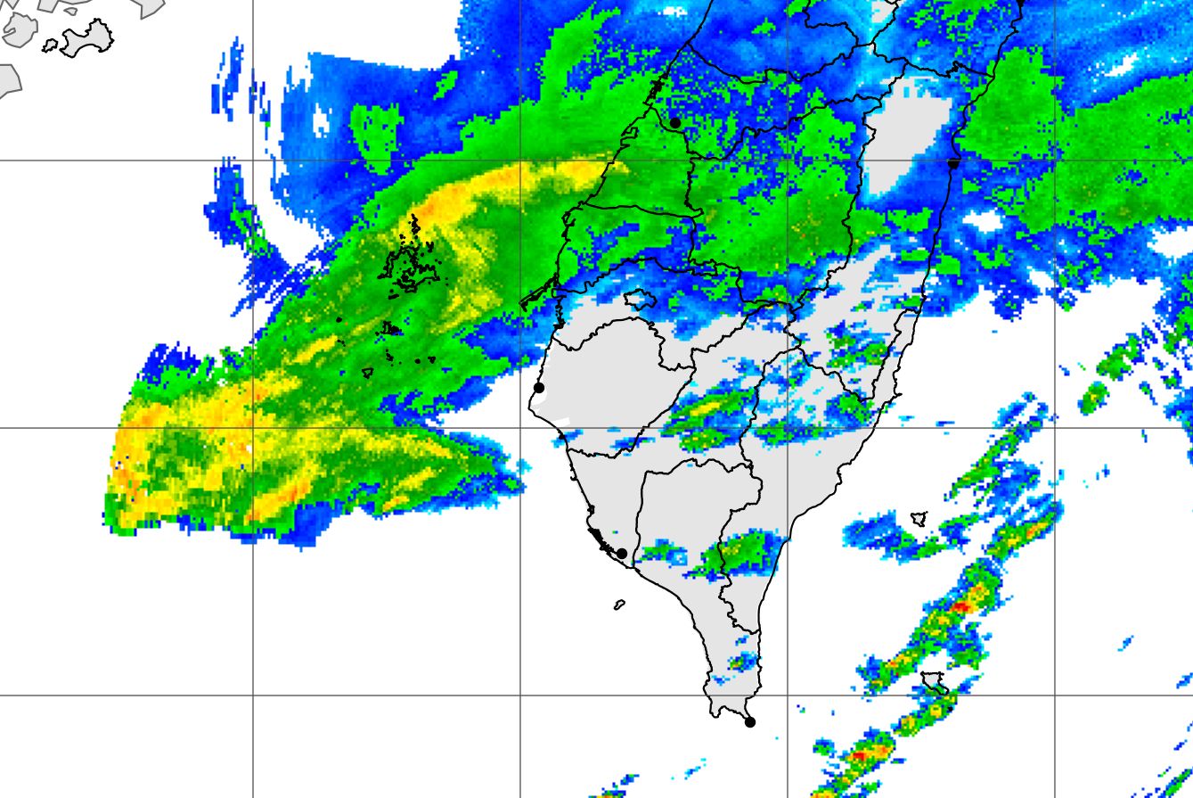 ▲▼有雲雨帶往嘉義台南接近 。（圖／氣象粉專「台灣颱風論壇｜天氣特急」）