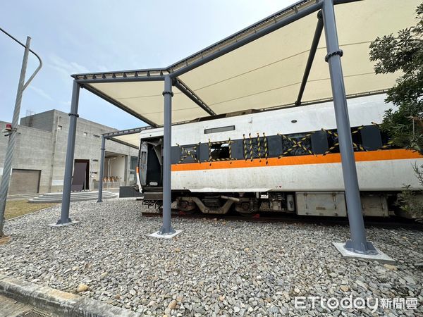 ▲▼二輛太魯閣號出軌事故車，115年將移往鐵道學院新建教育館內永久展示，成為員工安全訓練教材。（圖／台鐵）