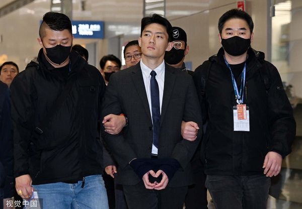 ▲▼全宇元從仁川機場入境後，被南韓警方以涉嫌吸毒等罪名逮捕歸案。（圖／CFP）