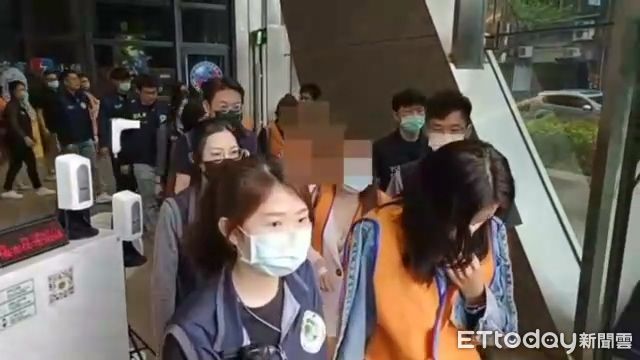 配送未成年少女、泰國妹陪酒淫樂　娛樂公司5幹部被拘提 | ETtoday