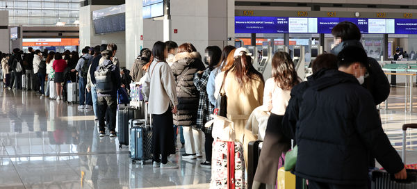 ▲▼南韓決定將暫時免除台灣、日本等22國旅客在免簽下持K-ETA入境的規定。（圖／達志影像／newscom）