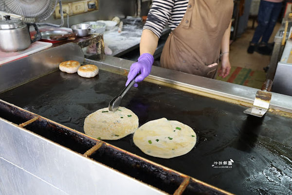 ▲▼米香屋金門在地人推薦廣東粥、捲餅。（圖／沙拉飯糰提供）