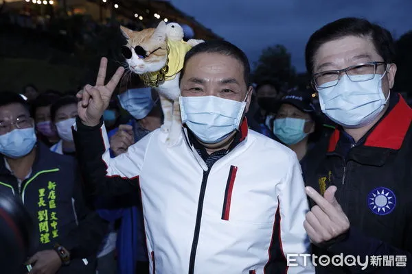 ▲▼「2023碧潭水舞季」今(3/31)正式登場，新北市長侯友宜親臨現場主持水舞啟動儀式。（圖／記者湯興漢攝）