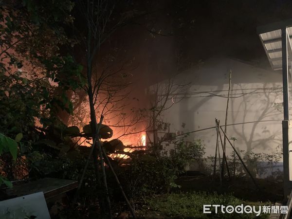 ▲基隆凌晨獨棟民宅火警 1男躺屋內死亡。（圖／記者郭世賢翻攝）