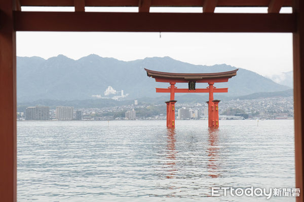 ▲廣島旅遊,宮島嚴島神社,嚴島神社海上鳥居,宮島表參道商店街,楓葉饅頭,日本街道,日本旅遊。（圖／記者彭懷玉攝）