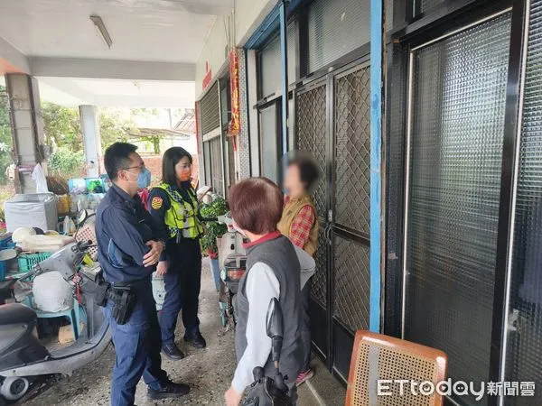 ▲婦人險遭假檢警真詐騙，集集警方及時助攔阻。（圖／記者高堂堯翻攝）