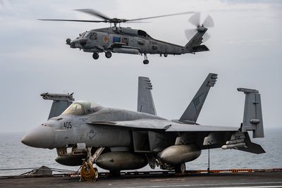 張競／談談美軍戰機接連在南海墜毀