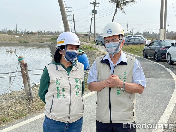 ▲台南做工行善團協助弱勢改善居家環境，市長夫人劉育菁帶著餐點飲品，慰勞進行房屋修繕相關服務的志工團隊，並喜慶第123戶完工入厝。（圖／記者林悅翻攝，下同）